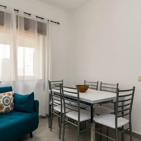 Akivillas Telet *